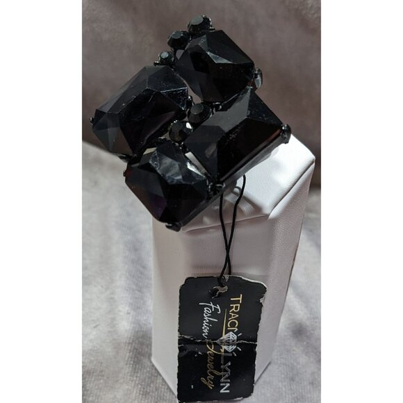 Tracy Lynn Glam Goth Around Midnight Statement Ring - Picture 3 of 10